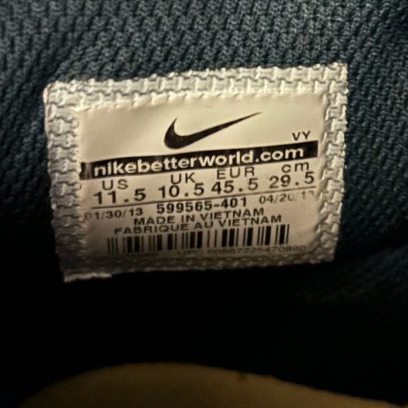 Nike basketball sneakers, 11.5 - Picture 2 of 5